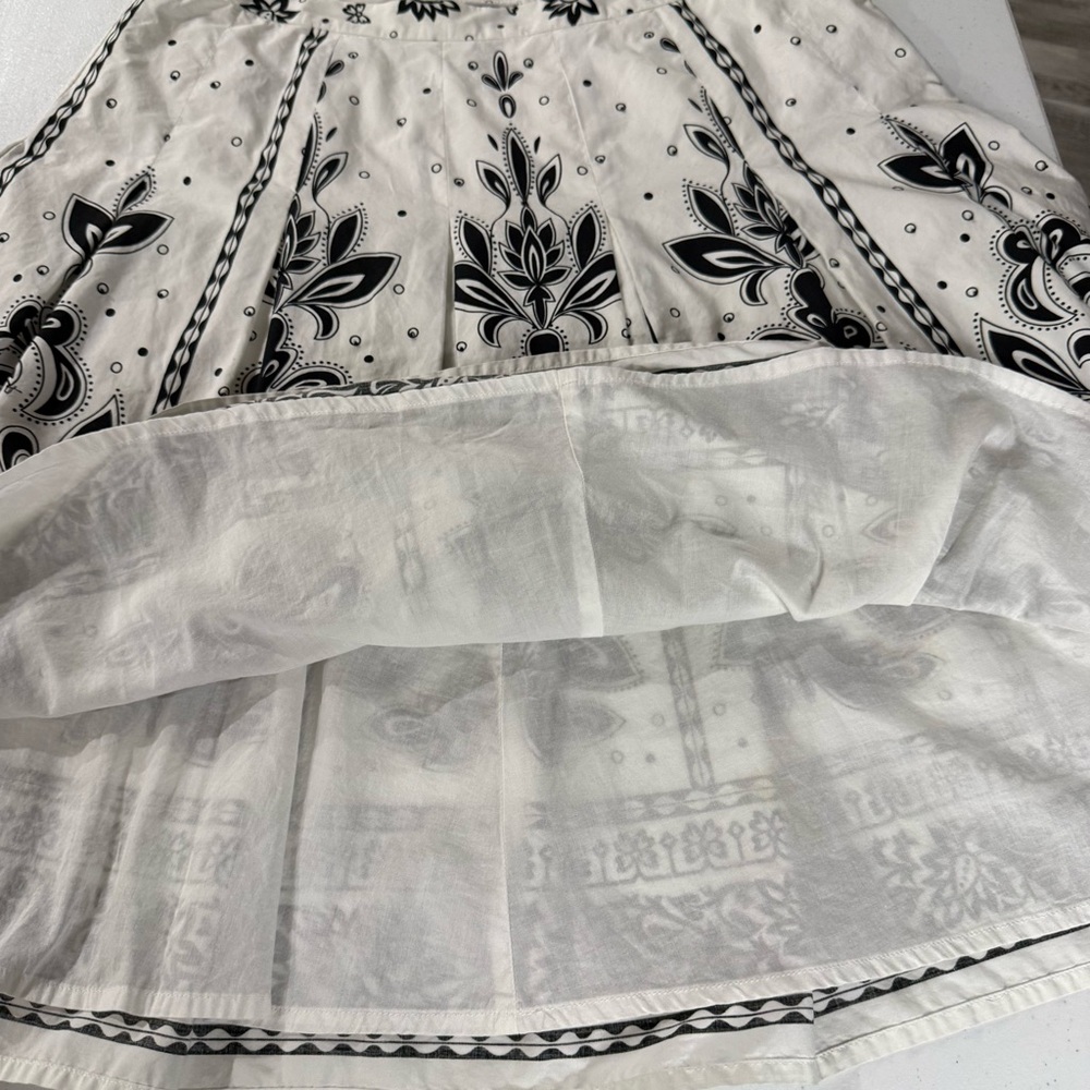 Talbots Paisley Print Skirt A-line Beaded Pleated White & Black Women’s Size 14 - Picture 4 of 9
